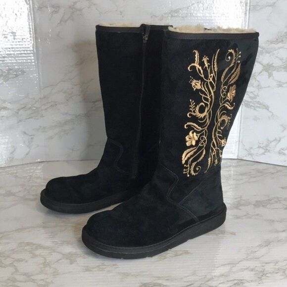 Ugg Australian Suede Embroidered black Sherling Lined winter boots size 7 - Picture 2 of 13